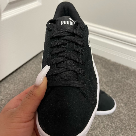 Puma shoes never worn, Size US 4.5C - Picture 2 of 2